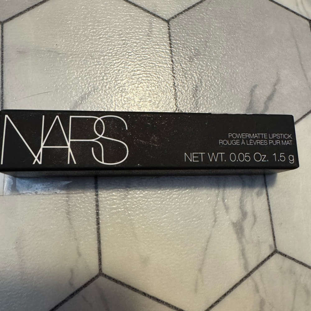 NARS Powermatte Lipstick in shade Modern Love